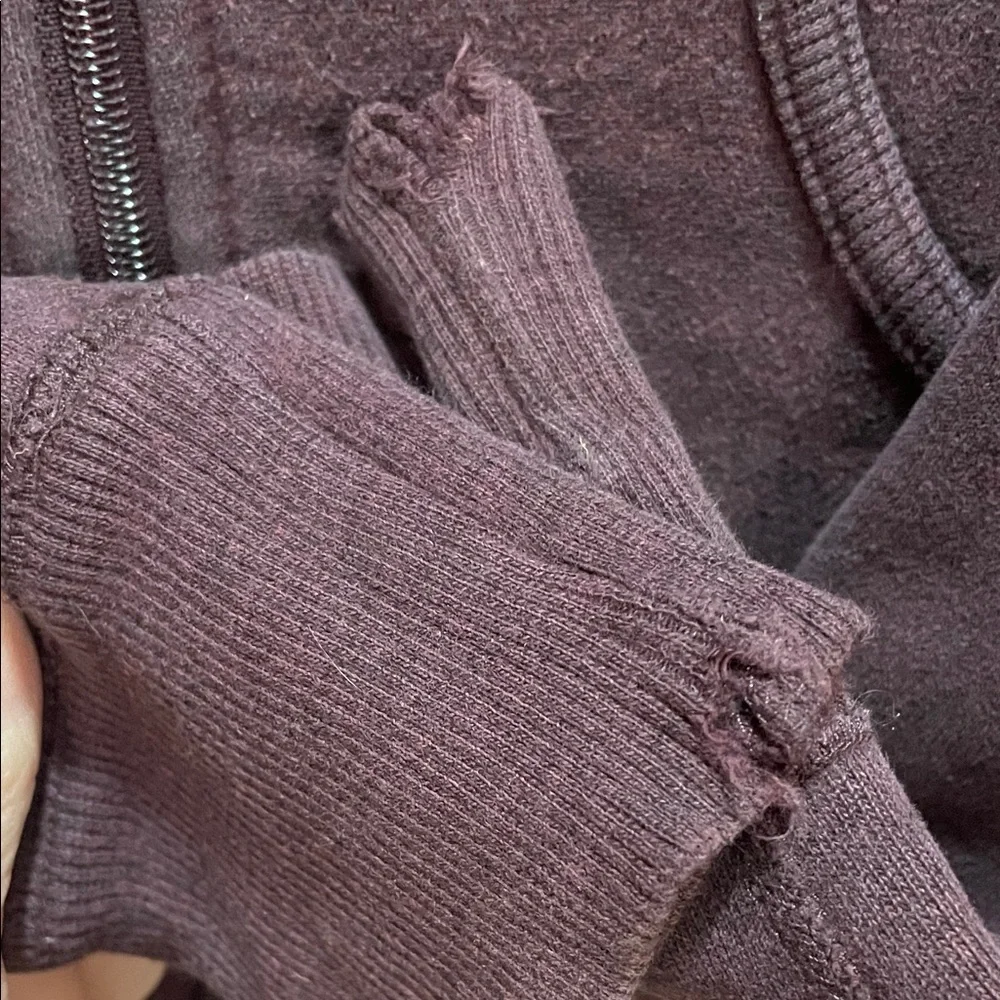 Iconic LuluLemon Zip-Up Hoodie in Dark Plum - Picture 4 of 7